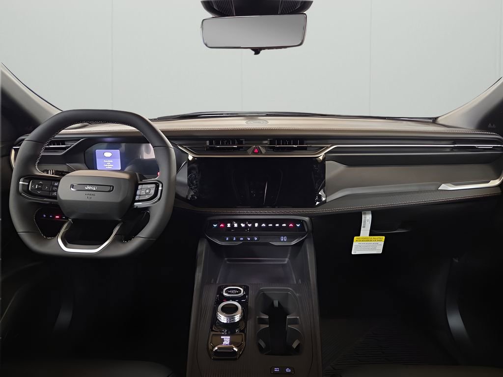 New 2026 Jeep Cherokee Overland image 12