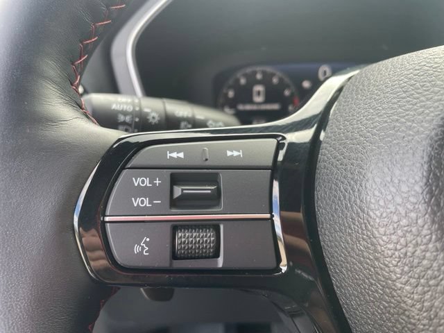 Used 2025 Honda Pilot Black Edition image 18