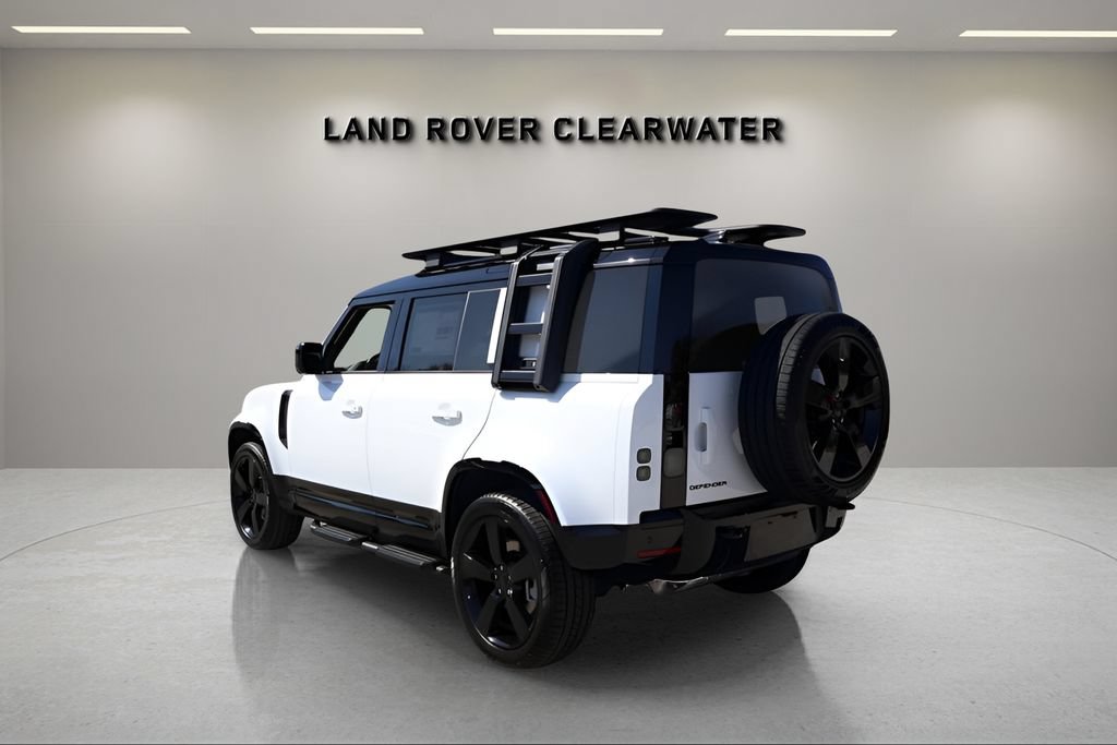 New 2026 Land Rover Defender 110 X-Dynamic SE AWD/4WD image 3