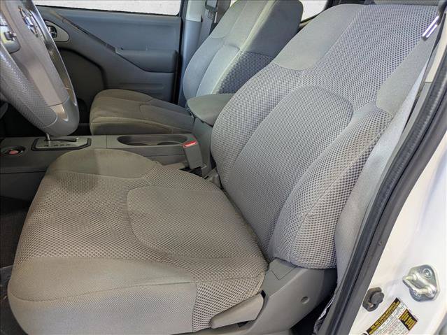 Used 2021 Nissan Frontier SV w/ Midnight Edition Floor Mats RWD image 14