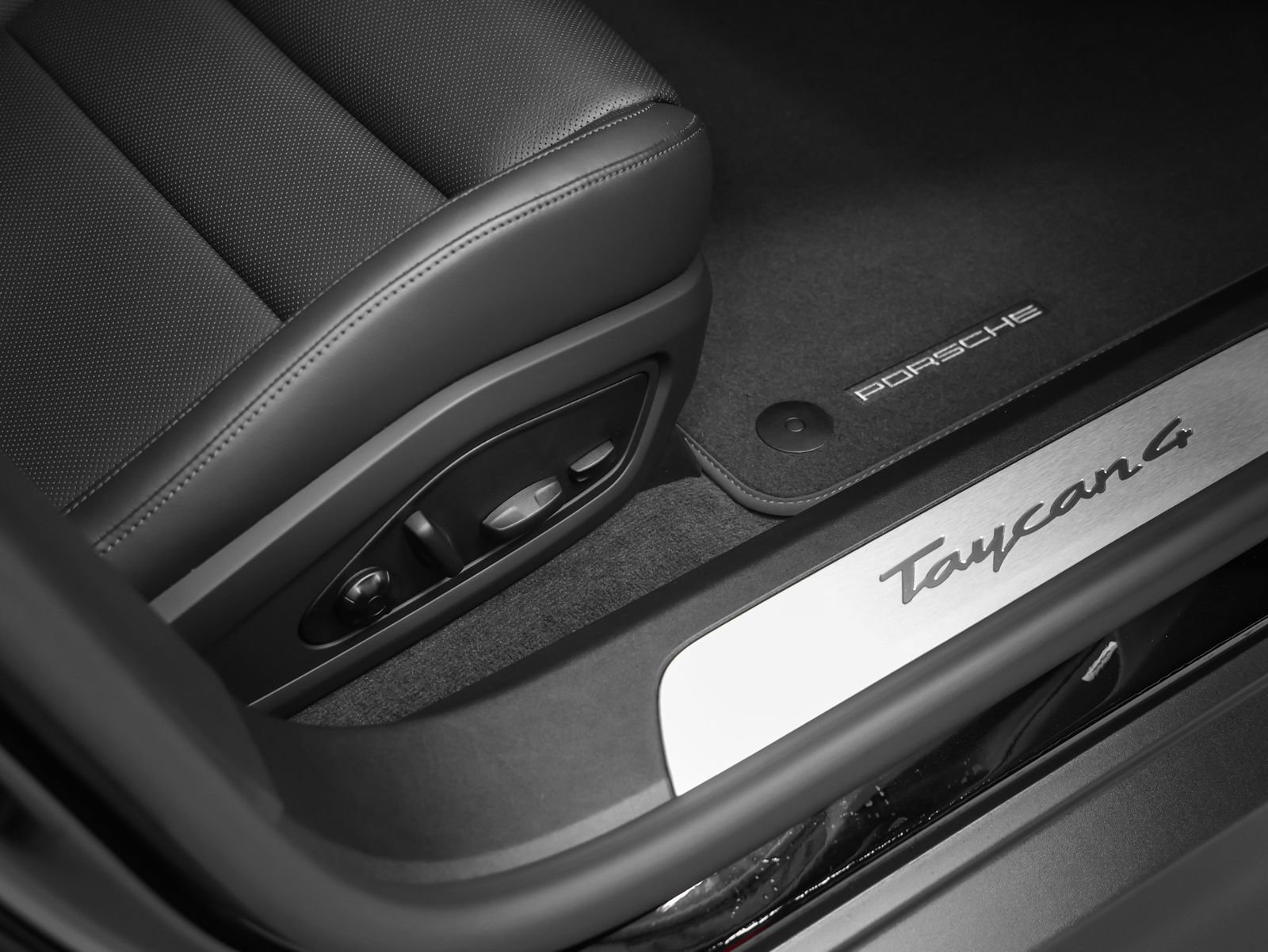 New 2026 Porsche Taycan AWD/4WD image 20