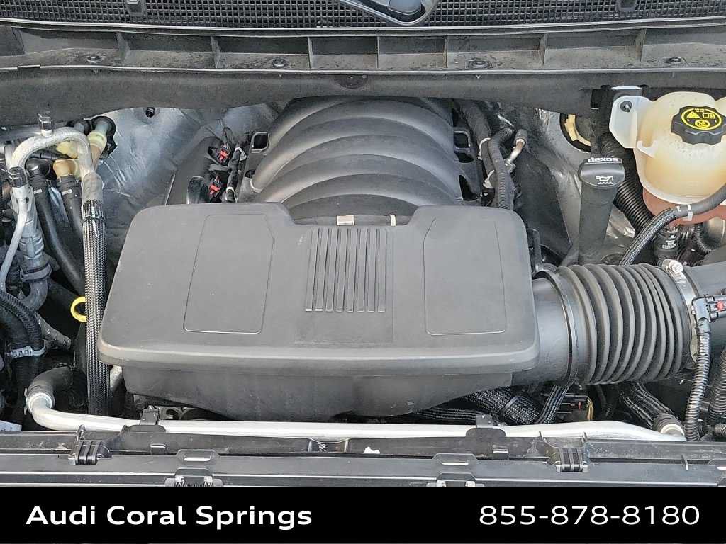 Used 2023 GMC Yukon XL AT4 w/ AT4 Premium Package AWD/4WD image 17