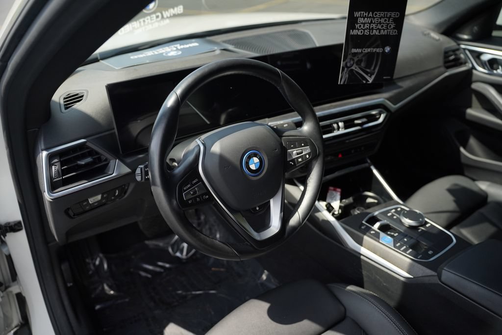 Used 2024 BMW i4 eDrive35 w/ Convenience Package RWD image 9