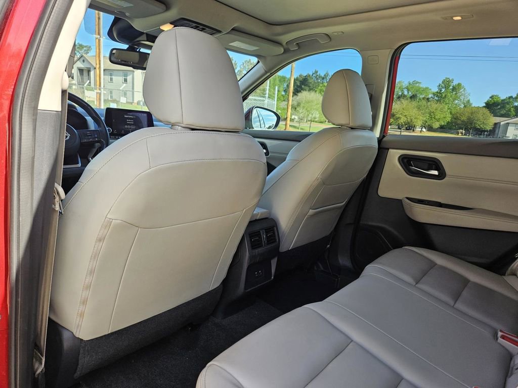 Used 2023 Nissan Rogue SL image 33