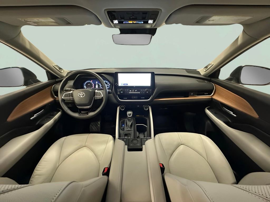 Used 2024 Toyota Grand Highlander XLE image 29