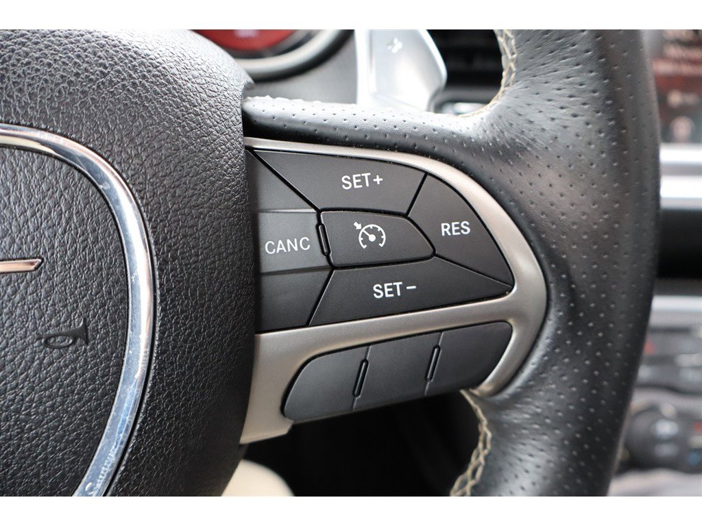 Used 2016 Dodge Challenger SRT Hellcat image 30