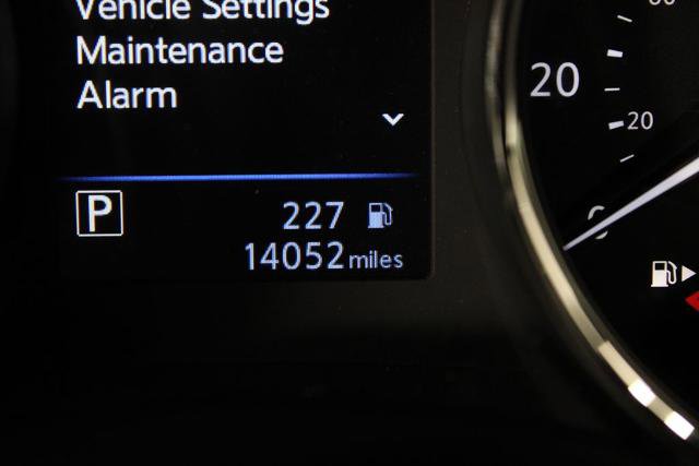 Certified 2022 Nissan Rogue Sport SL image 26