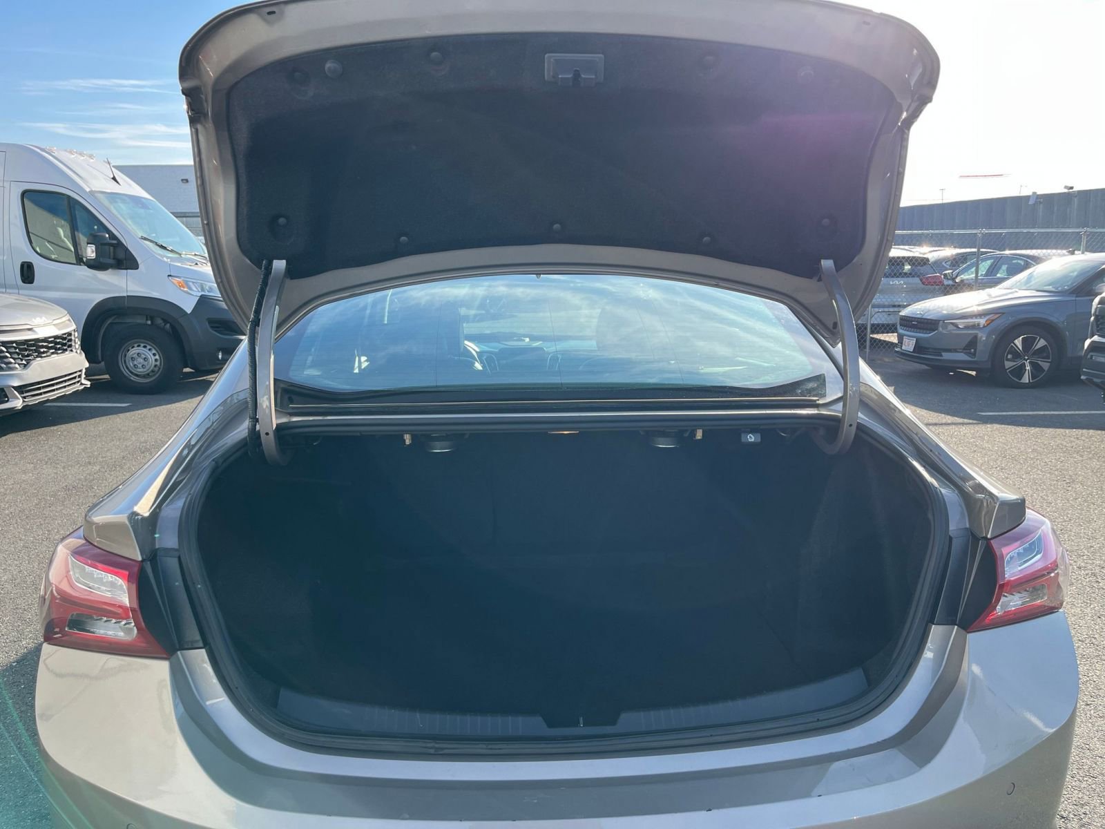 Used 2024 Chevrolet Malibu LT image 31