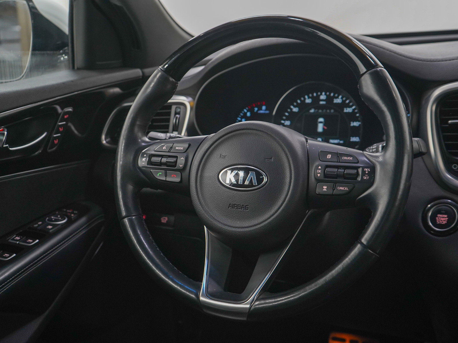 Used 2017 Kia Sorento SX AWD/4WD image 15