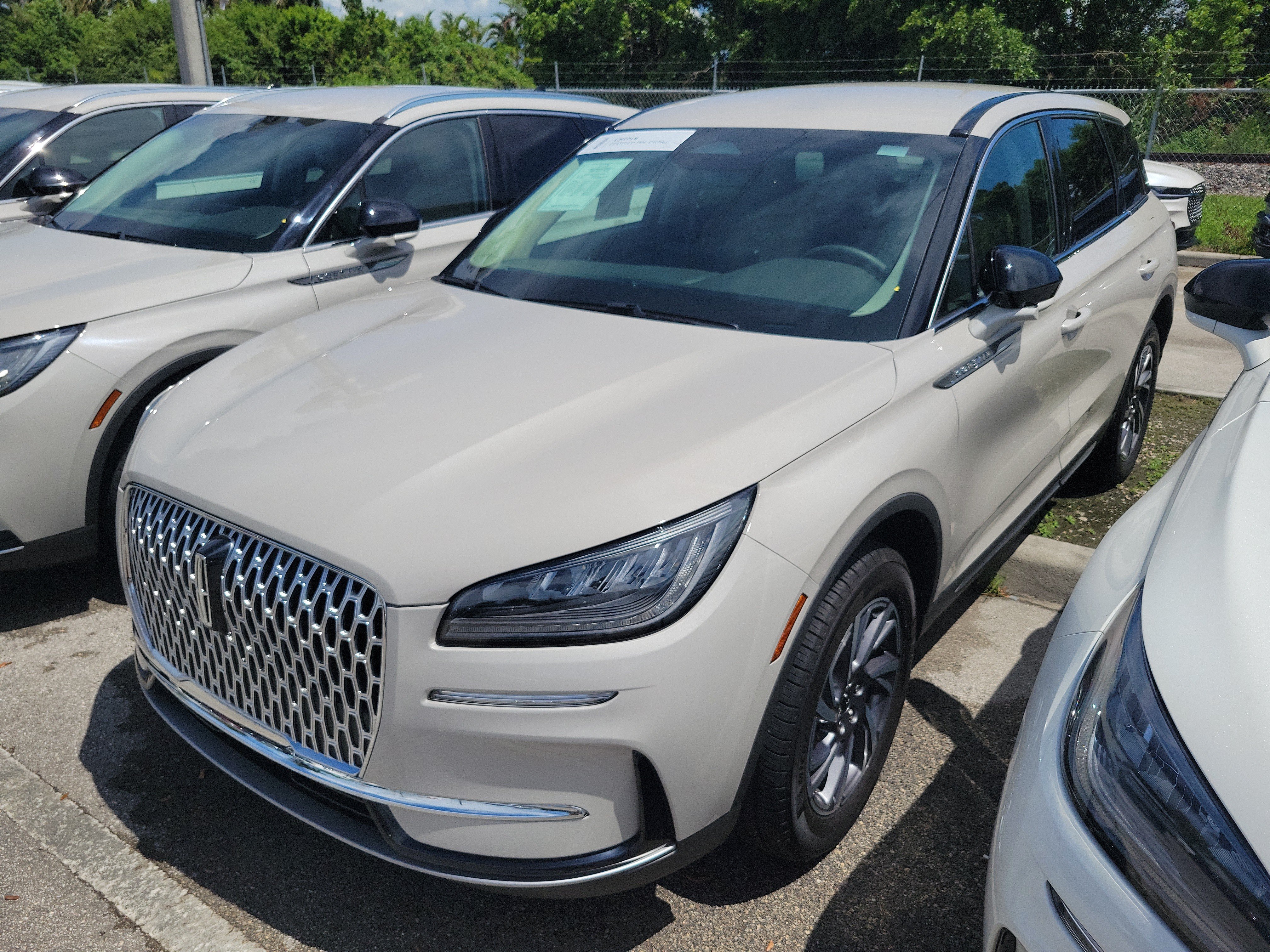 Certified 2024 Lincoln Corsair FWD image 19