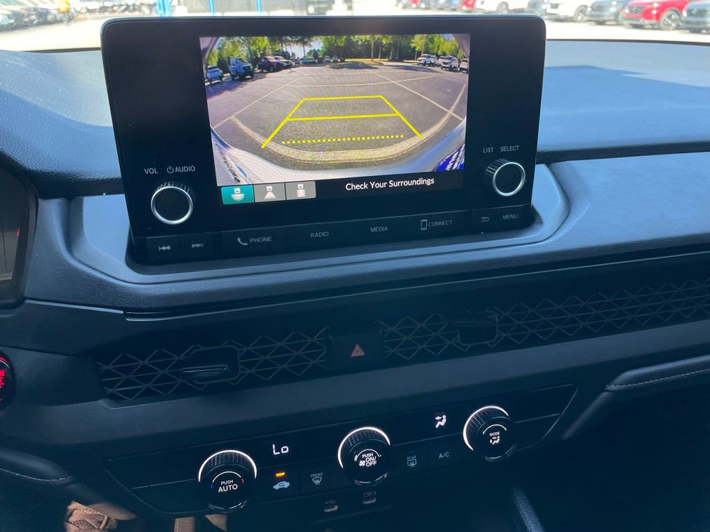 Certified 2025 Honda Accord LX image 17
