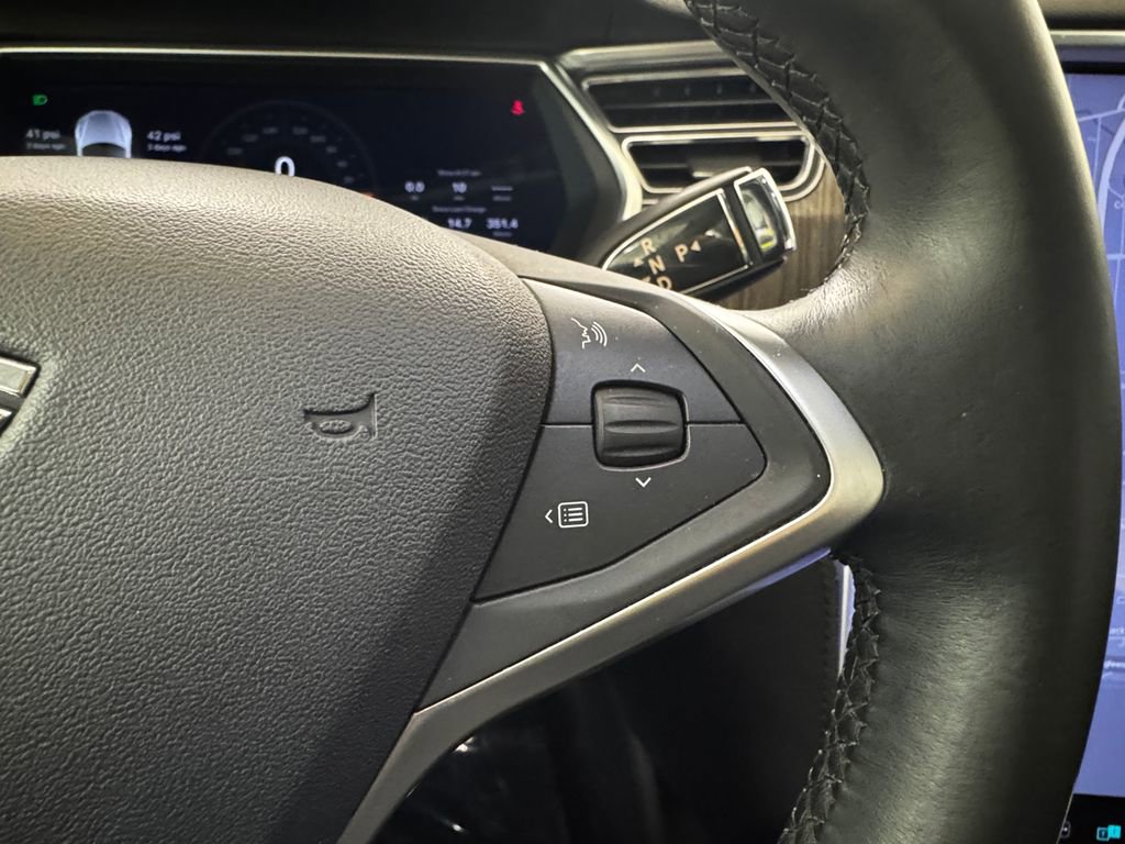 Used 2013 Tesla Model S image 26