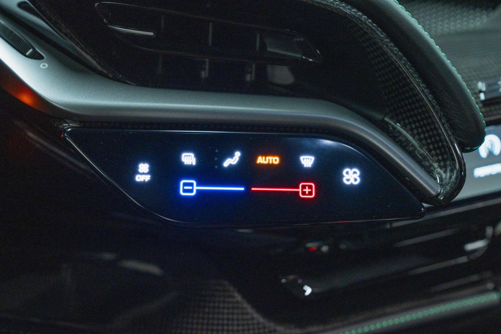 Used 2023 Ferrari SF90 Stradale image 23