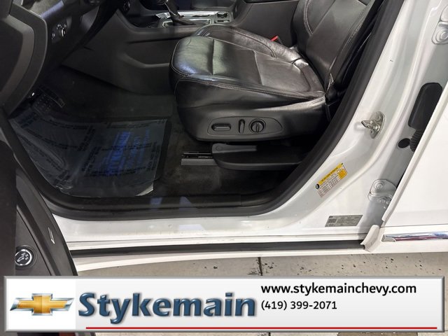 Used 2018 Chevrolet Traverse Premier w/ Driver Confidence II Package image 40