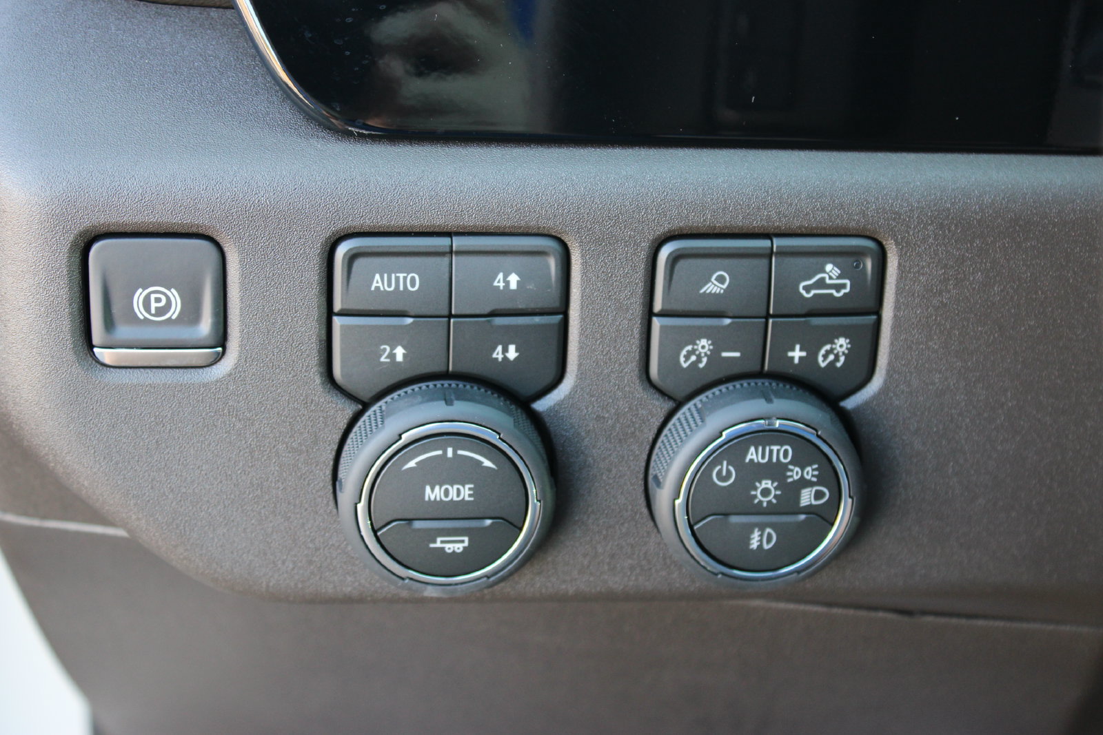 New 2026 Chevrolet Silverado 1500 RST w/ RST All Star Premium Package AWD/4WD image 23