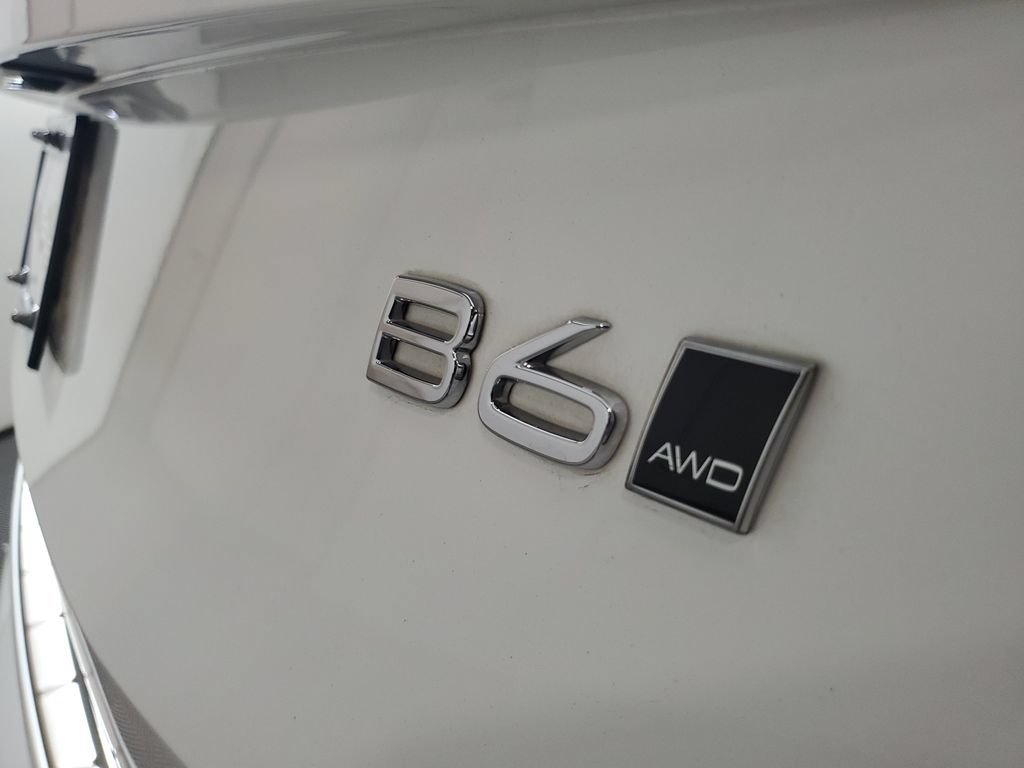 Certified 2023 Volvo XC90 B6 Core w/ Protection Package Premier AWD/4WD image 9