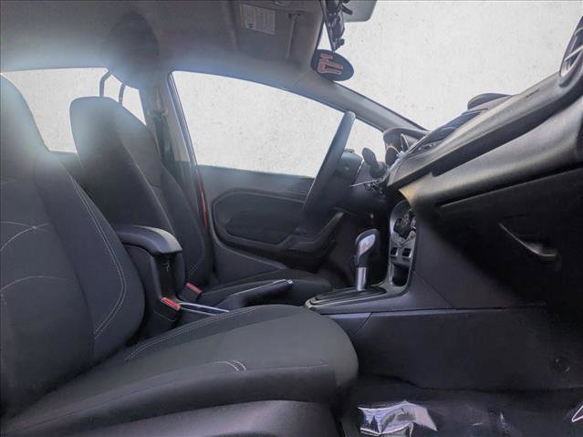 Used 2017 Ford Fiesta SE image 25