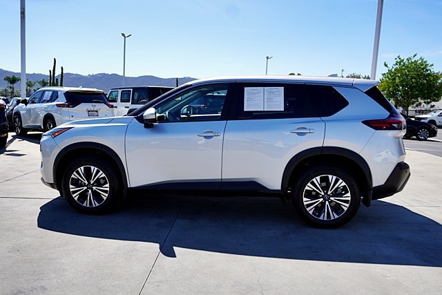 Used 2023 Nissan Rogue SV FWD image 8