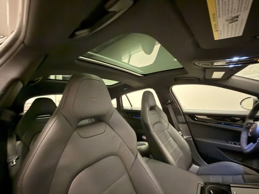 New 2026 Porsche Panamera 4 image 15