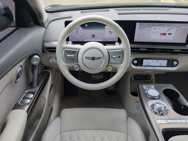 Used 2023 Genesis GV60 Performance AWD/4WD image 16