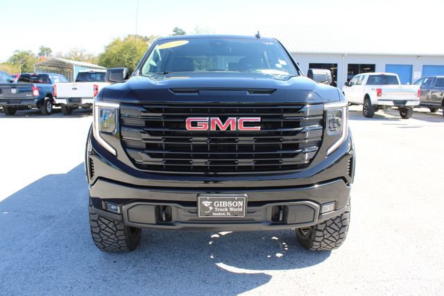 Used 2025 GMC Sierra 1500 Elevation image 2