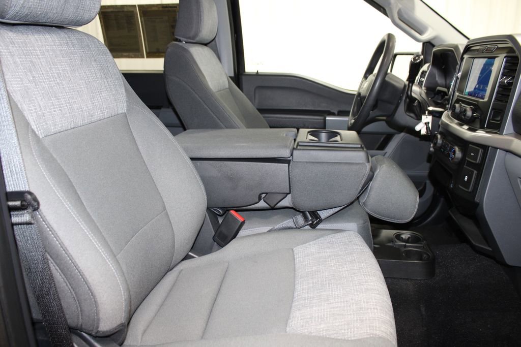 Used 2023 Ford F150 XLT w/ XTR Package image 25