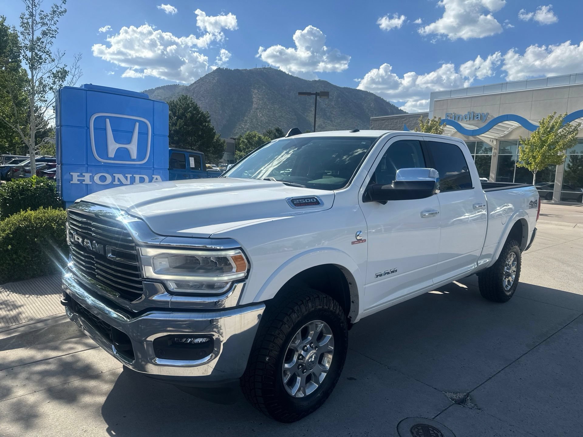 Used 2021 RAM 2500 Laramie w/ Safety Group AWD/4WD image 1