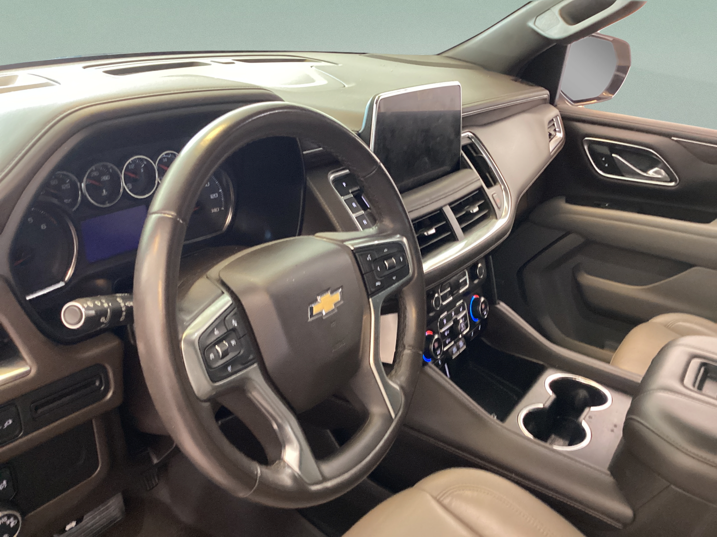 Used 2021 Chevrolet Tahoe LT w/ Rear Media and Nav Package RWD image 18