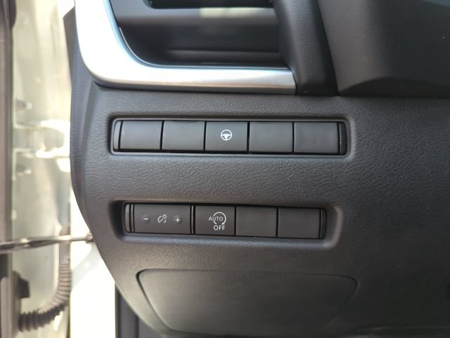 Certified 2023 Nissan Rogue SV AWD/4WD image 42