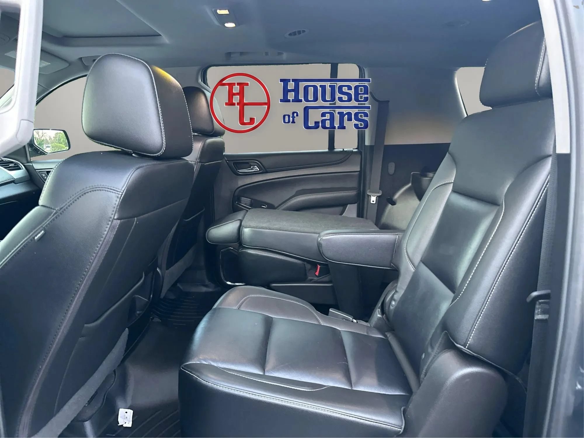 Used 2019 Chevrolet Suburban LT AWD/4WD image 10