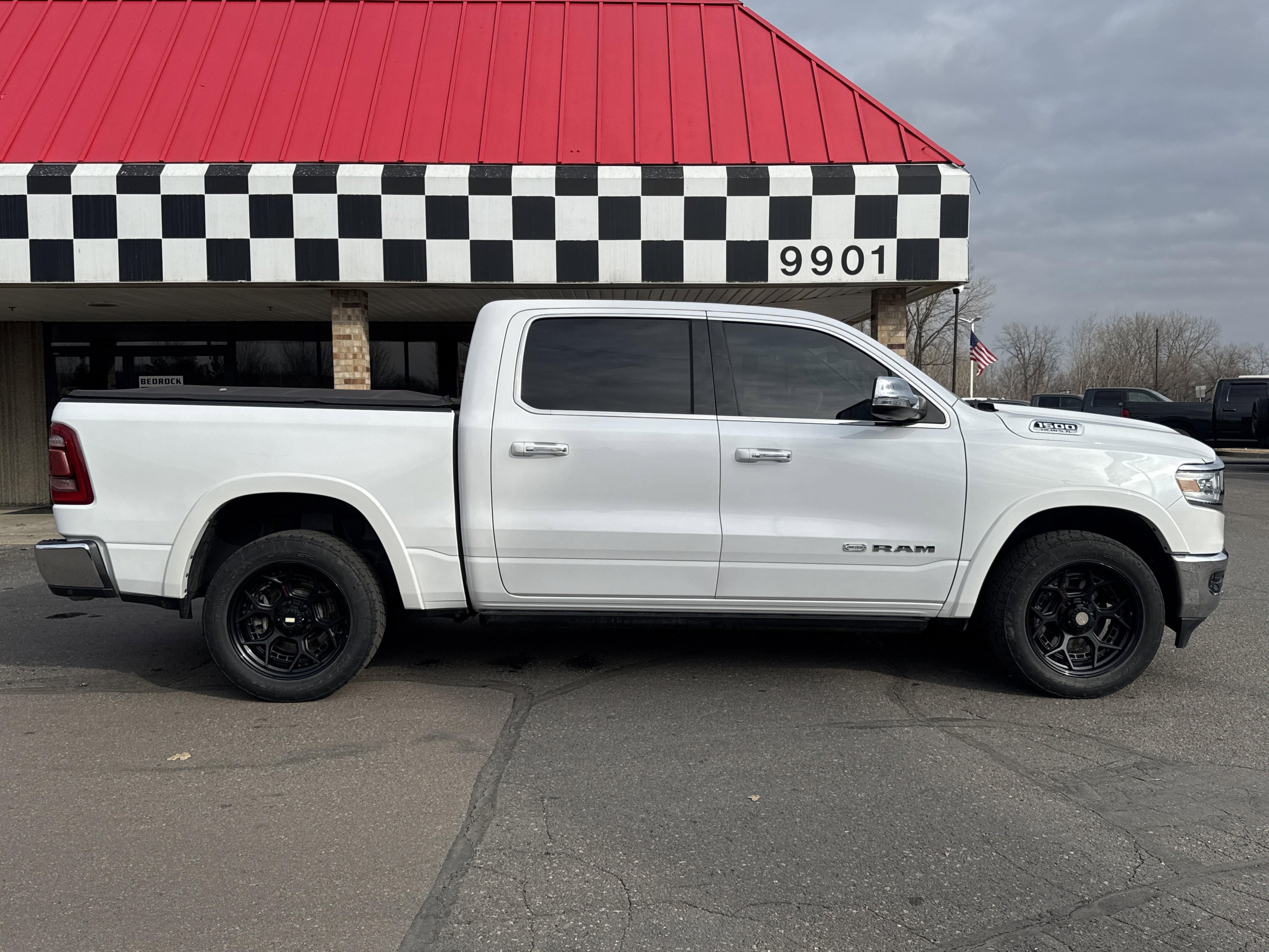 Used 2019 RAM 1500 Limited image 8