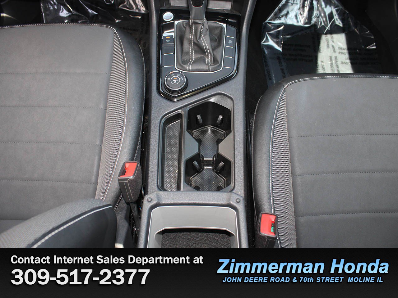Used 2023 Volkswagen Taos SE w/ Panoramic Sunroof Package AWD/4WD image 19