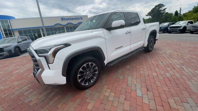 Used 2024 Toyota Tundra Limited w/ Power Package AWD/4WD image 5