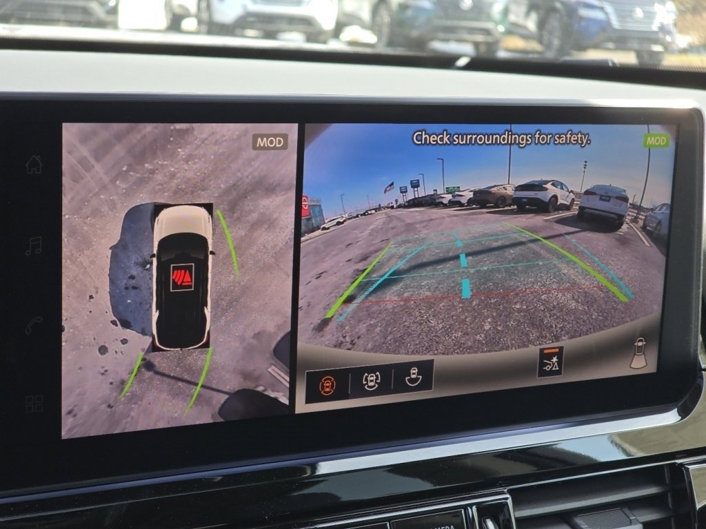 New 2026 Nissan Pathfinder SL image 6