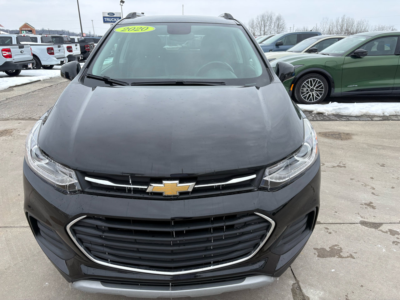 Used 2020 Chevrolet Trax LT w/ LT Convenience Package image 8