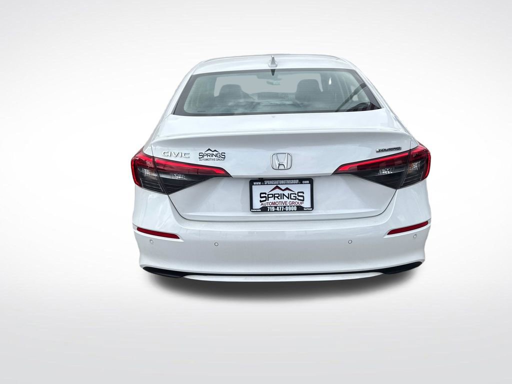 Used 2023 Honda Civic Touring image 4