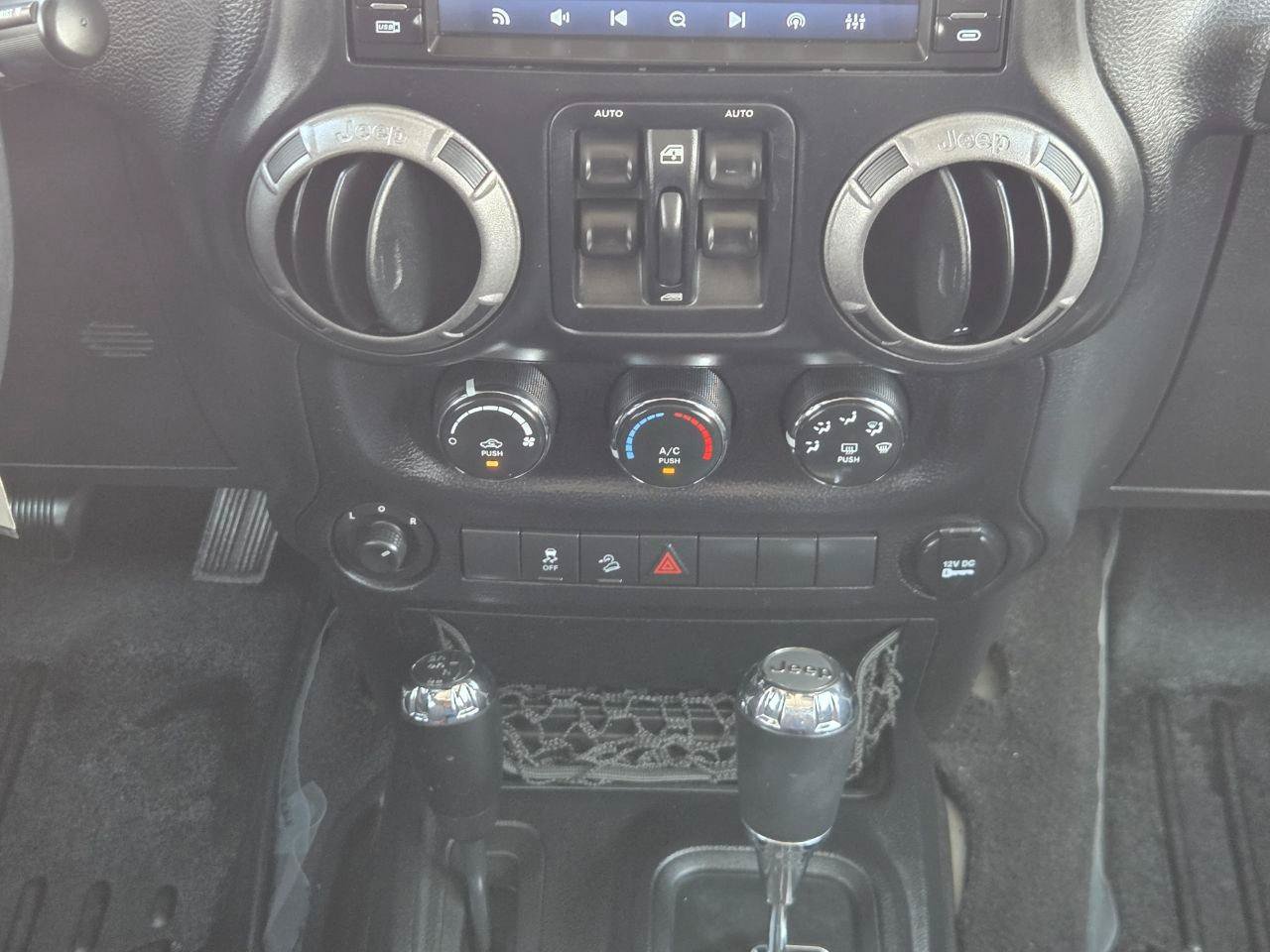 Used 2013 Jeep Wrangler Unlimited Sport AWD/4WD image 22