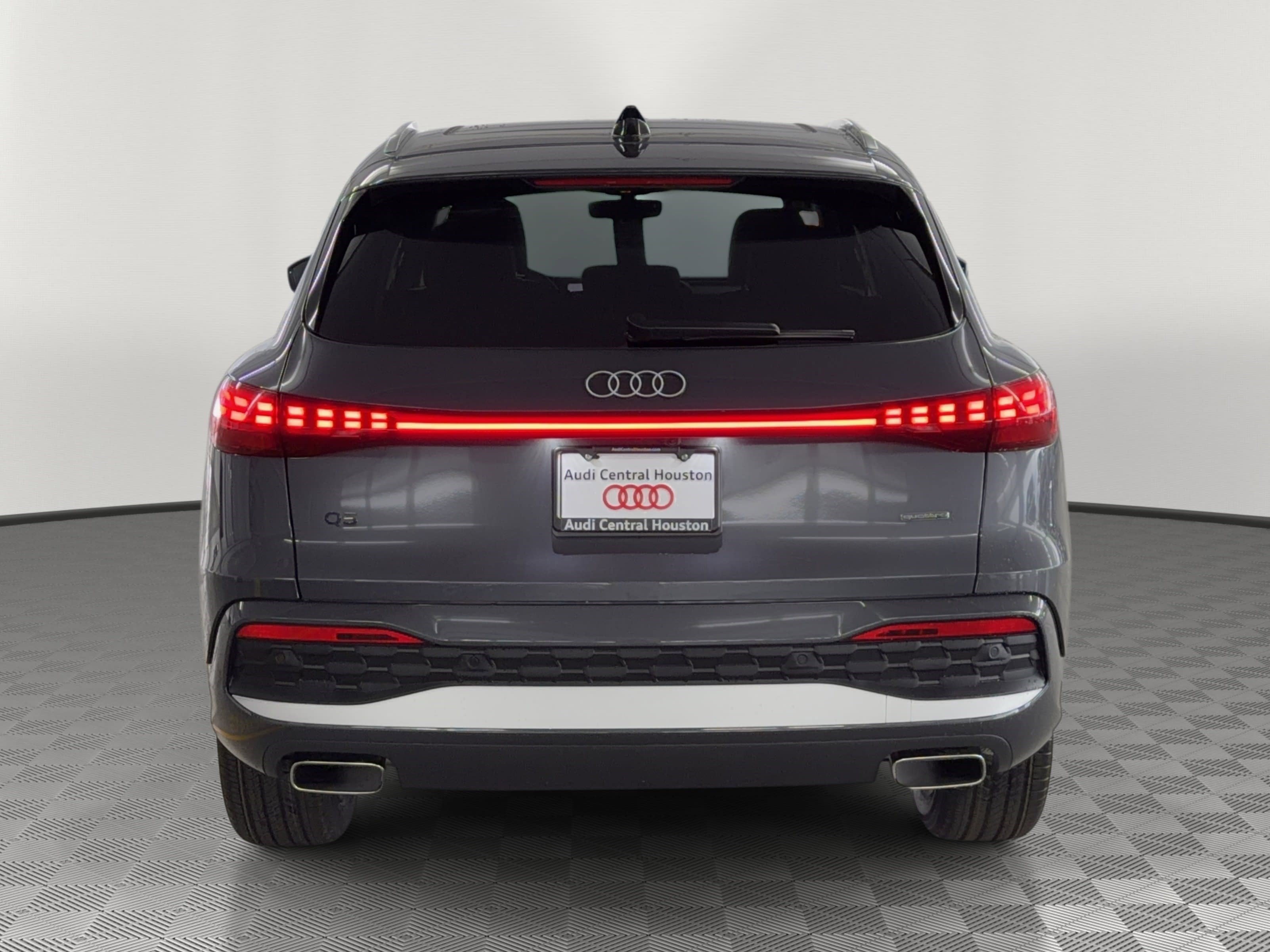 New 2026 Audi Q5 Premium image 10