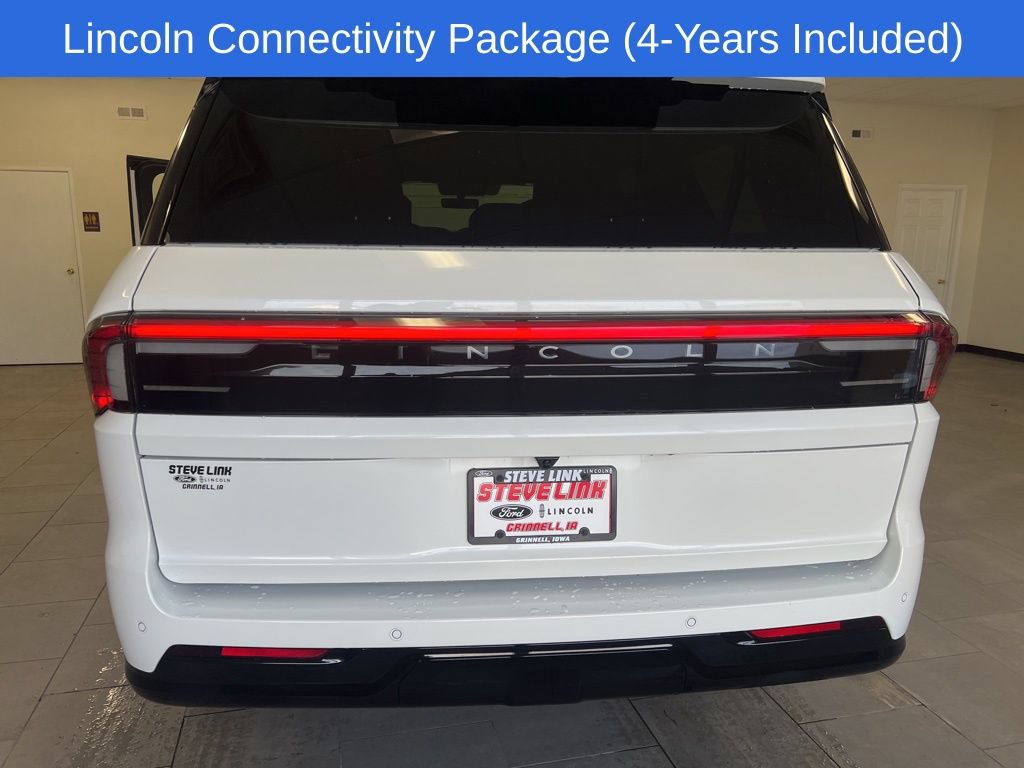 New 2026 Lincoln Navigator L Reserve w/ Jet Appearance Package AWD/4WD image 9