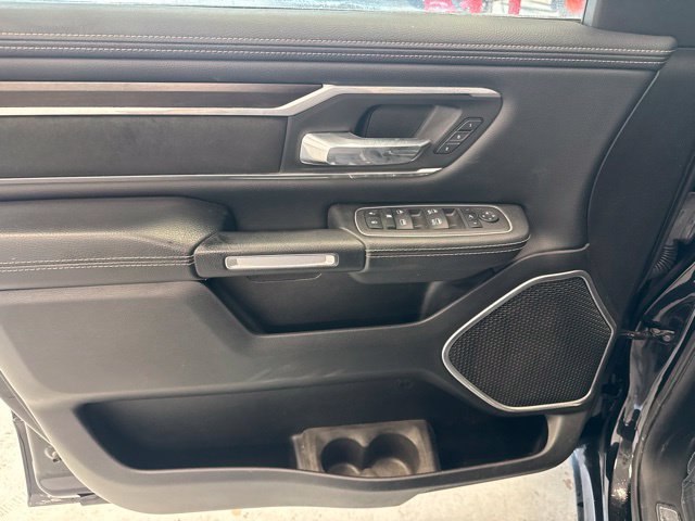 Used 2022 RAM 1500 Laramie AWD/4WD image 17