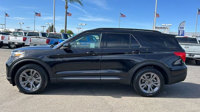 Certified 2024 Ford Explorer XLT w/ Equipment Group 202A AWD/4WD image 7