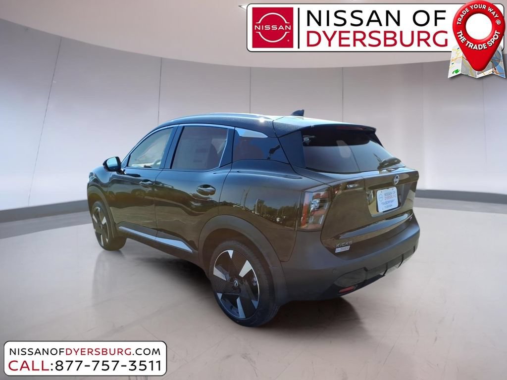 New 2026 Nissan Kicks SR w/ SR Premium Package FWD image 5