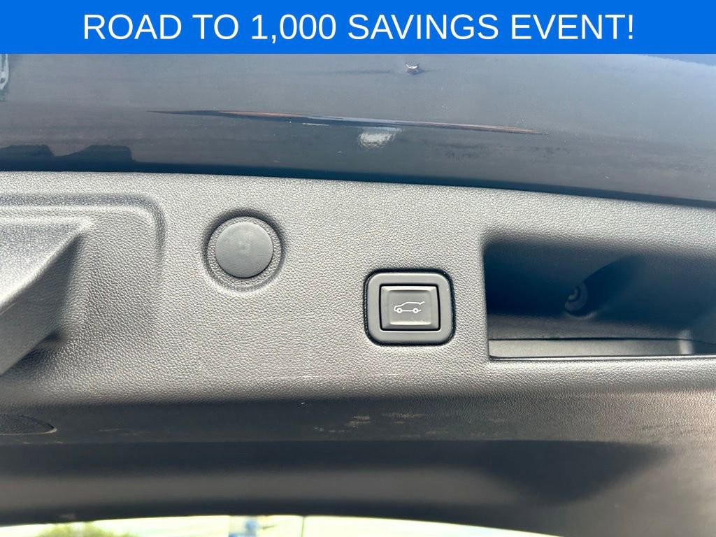 Used 2020 Chevrolet Equinox LT image 35