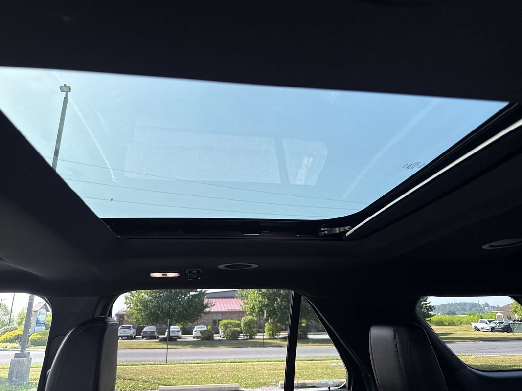 Used 2018 Ford Explorer Sport w/ Equipment Group 401A AWD/4WD image 29