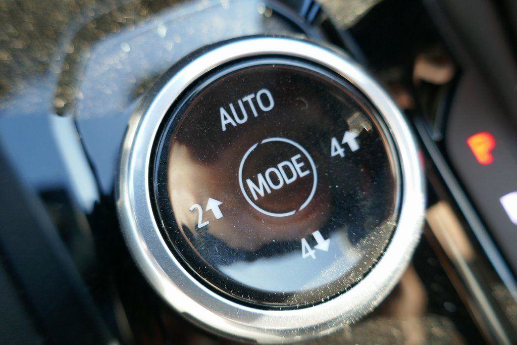 New 2026 Chevrolet Colorado ZR2 w/ Technology Package image 18