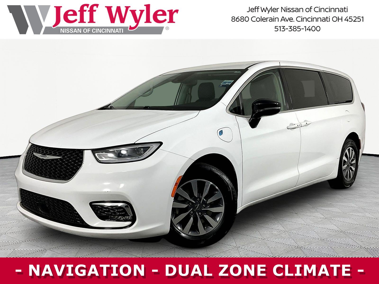 Used 2024 Chrysler Pacifica Limited