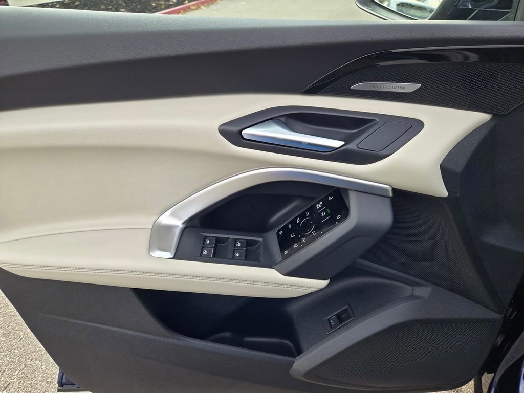 New 2025 Audi Q5 Premium Plus AWD/4WD image 17