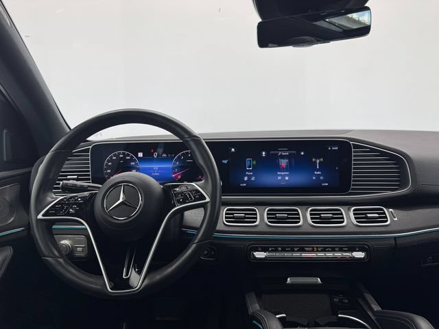Used 2024 Mercedes-Benz GLE 450 4MATIC image 3