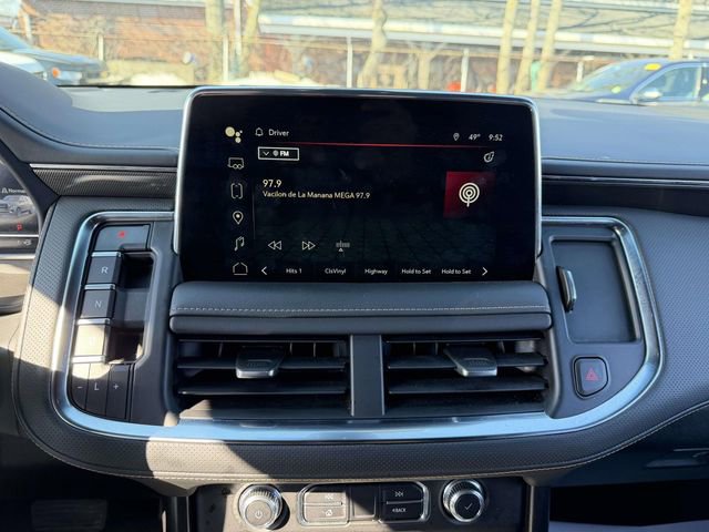 Used 2022 GMC Yukon XL AT4 image 25