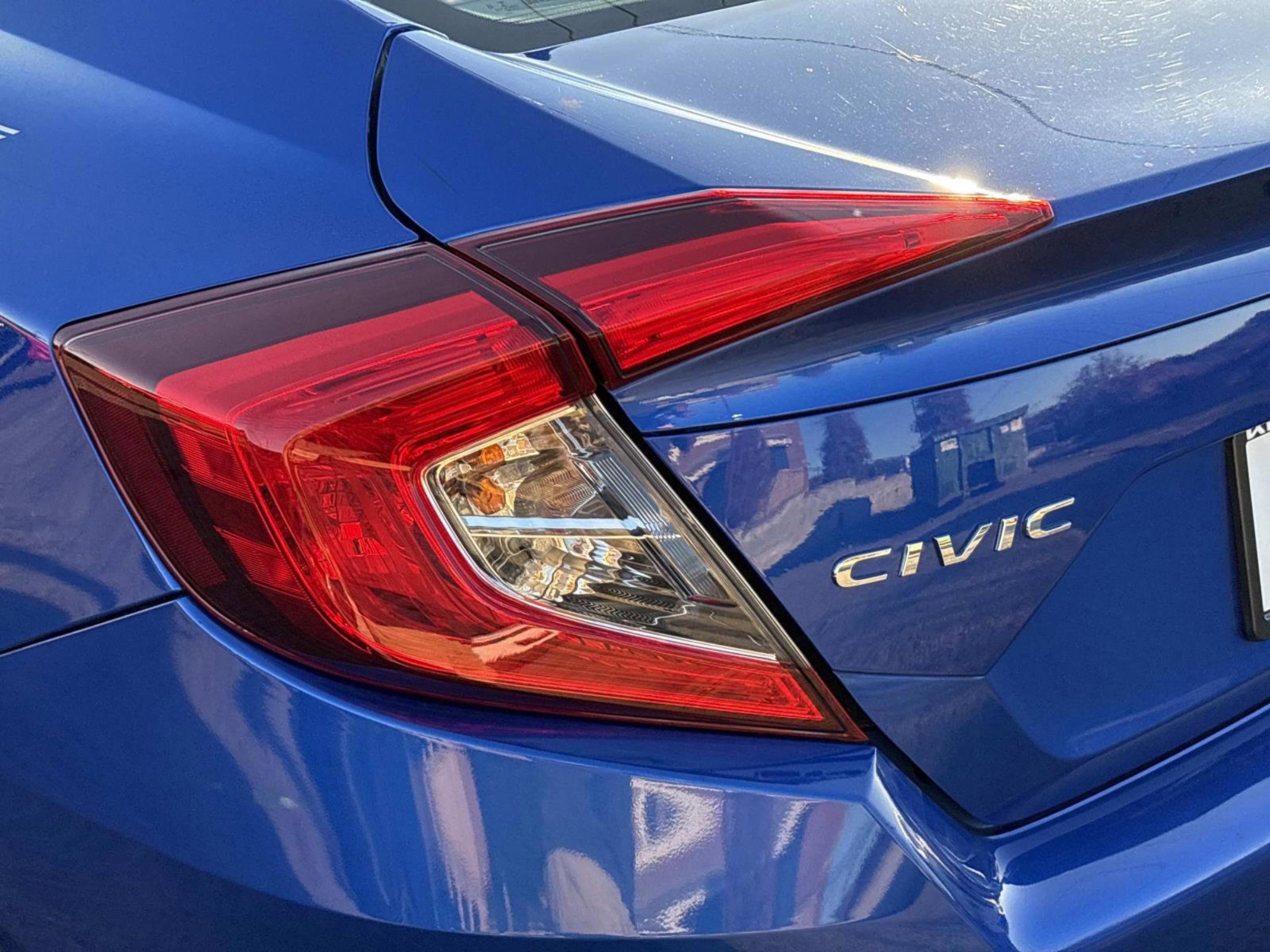 Used 2019 Honda Civic LX image 30